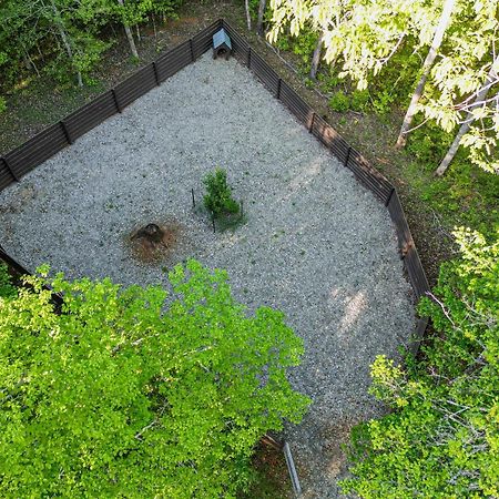 The Big Little Cabin - Hot Tub & Playground Dahlonega Exteriér fotografie