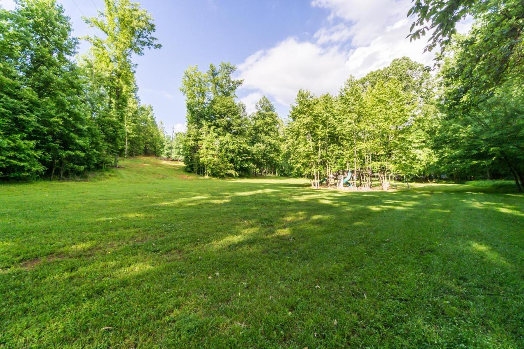 The Big Little Cabin - Hot Tub & Playground Dahlonega Exteriér fotografie