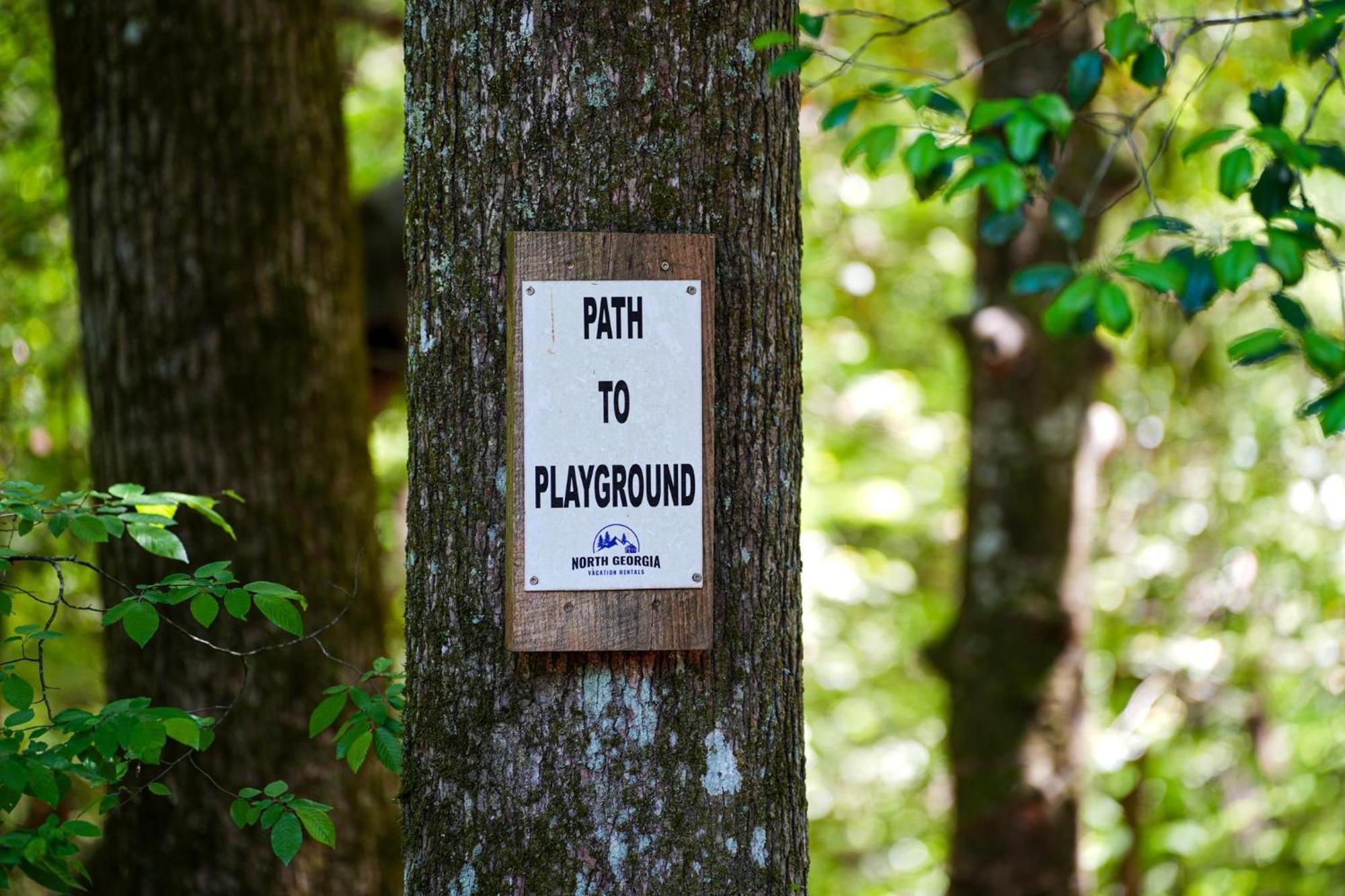 The Big Little Cabin - Hot Tub & Playground Dahlonega Exteriér fotografie