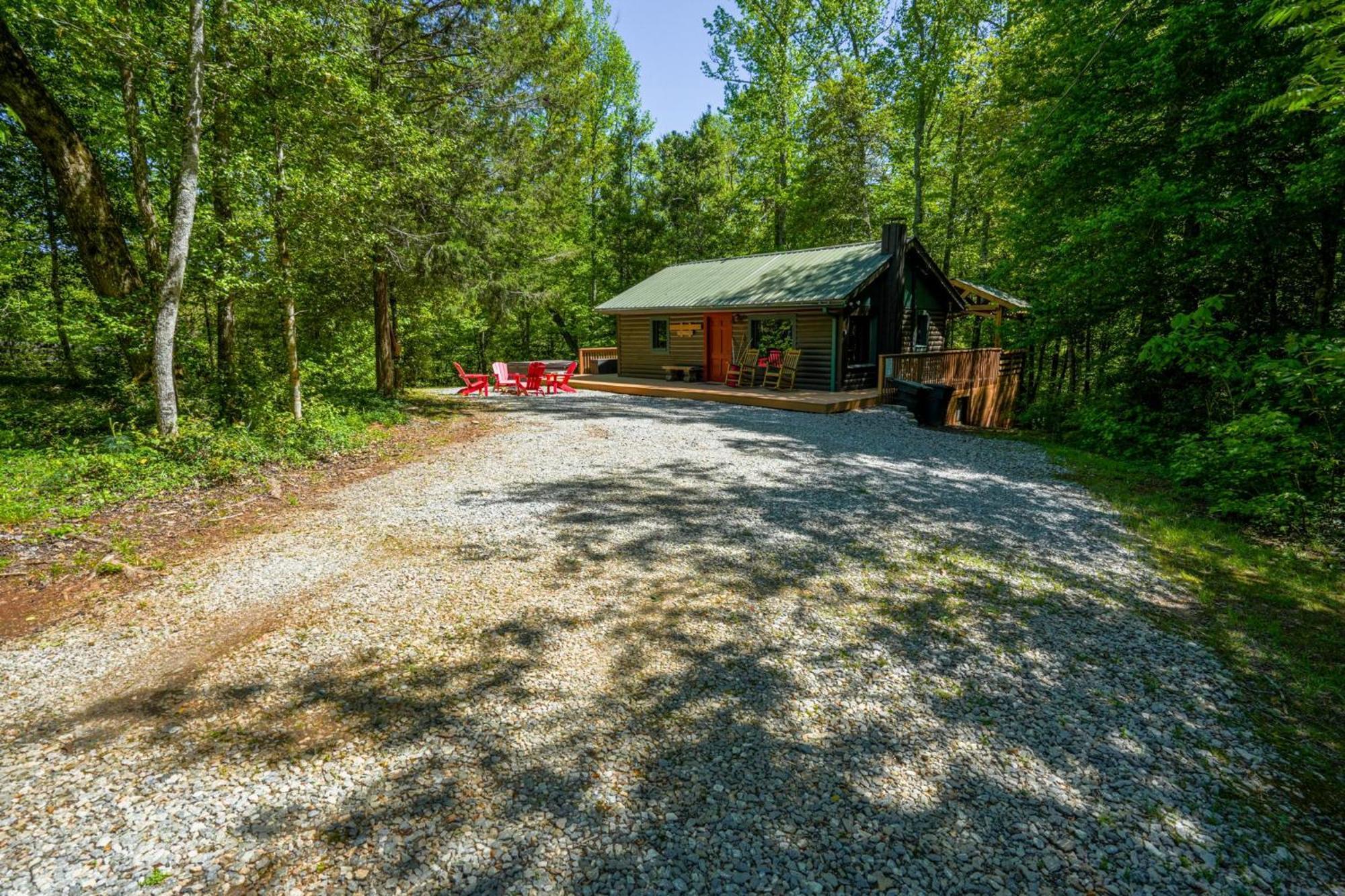The Big Little Cabin - Hot Tub & Playground Dahlonega Exteriér fotografie